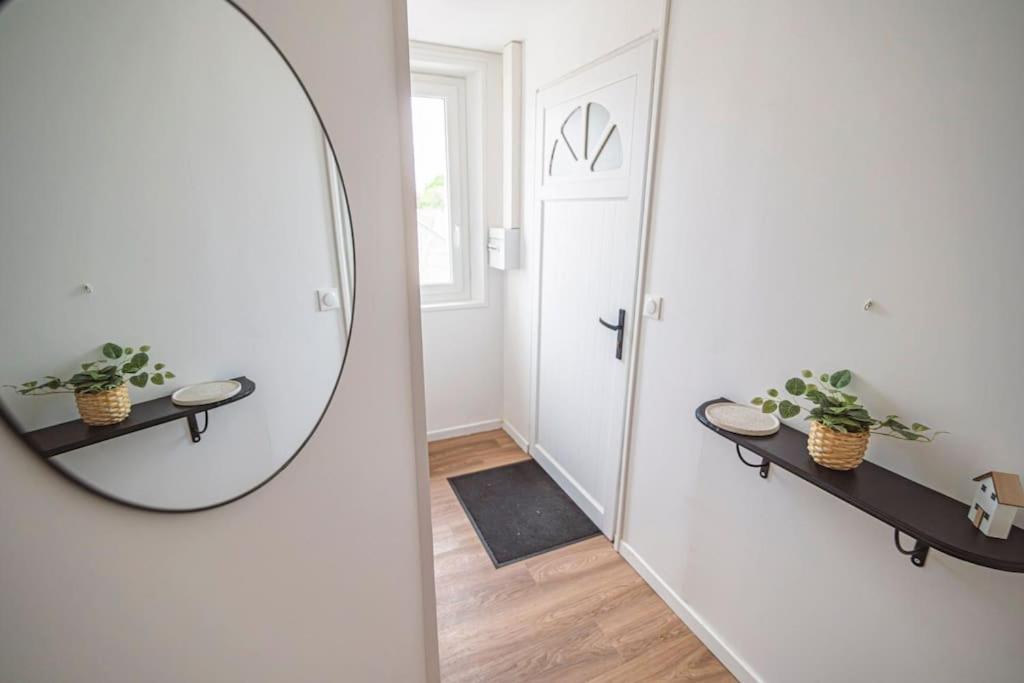 "Le Chaleureux" Appartement Pour 4 Personnes Isles-sur-Suippe Dış mekan fotoğraf
