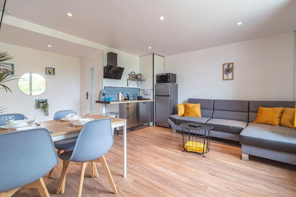 "Le Chaleureux" Appartement Pour 4 Personnes Isles-sur-Suippe Dış mekan fotoğraf